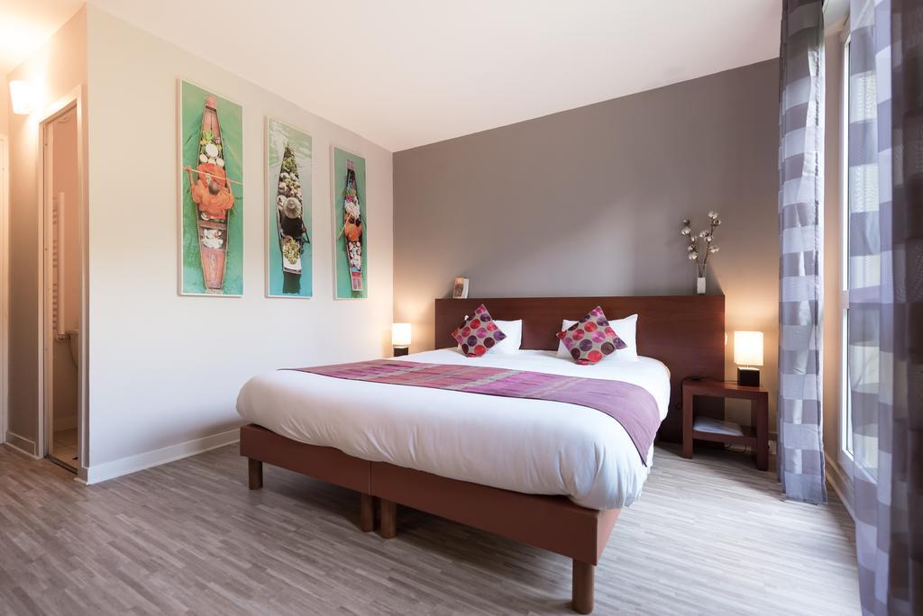לוקרונה Latitude Ouest Hotel Restaurant & Spa מראה חיצוני תמונה