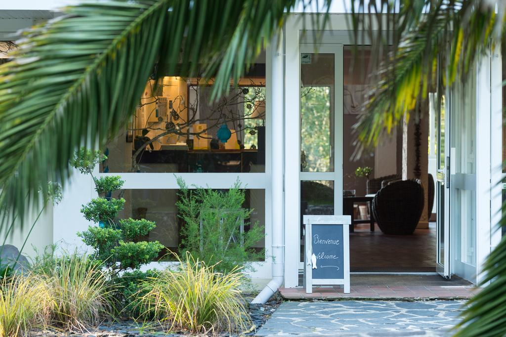 לוקרונה Latitude Ouest Hotel Restaurant & Spa מראה חיצוני תמונה