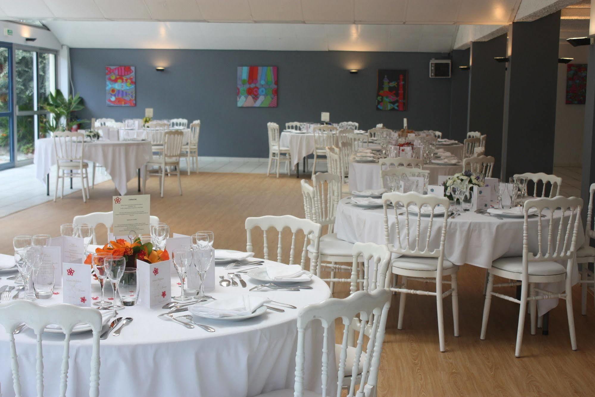 לוקרונה Latitude Ouest Hotel Restaurant & Spa מראה חיצוני תמונה